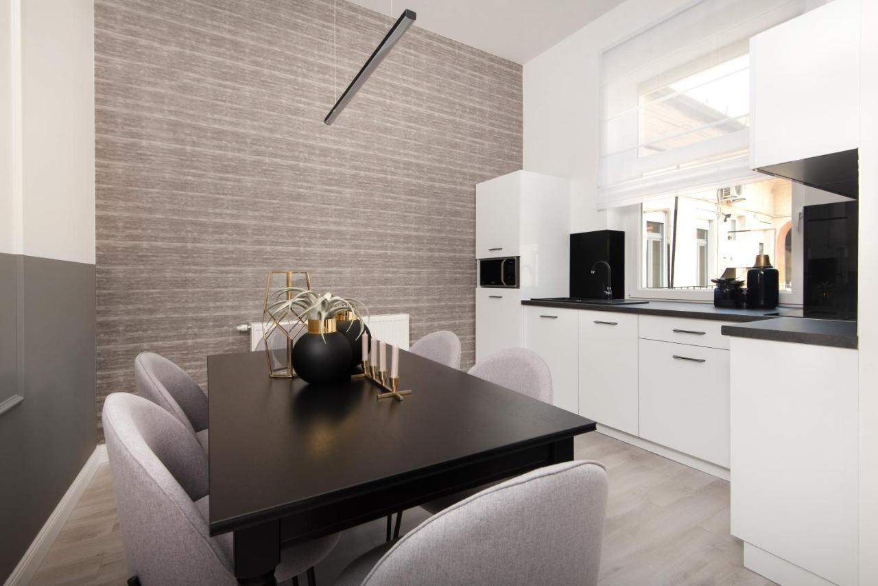 Hollo 3 Bedroom Downtown Apartment Budapest Extérieur photo